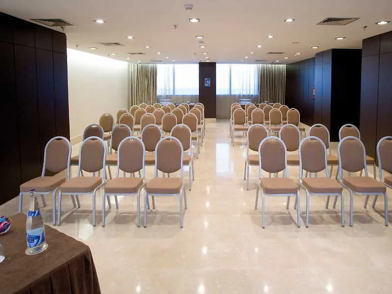 Nh Barcelona Diagonal Center Hotel 3*,