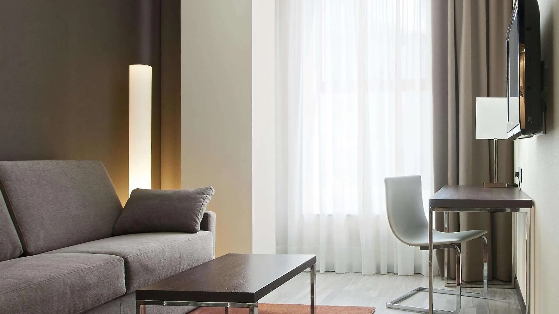 Hotel NH Barcelona Diagonal Center España
