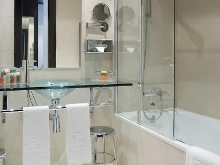 Hotel NH Barcelona Diagonal Center 3*,