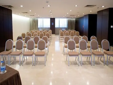 Hotel NH Barcelona Diagonal Center