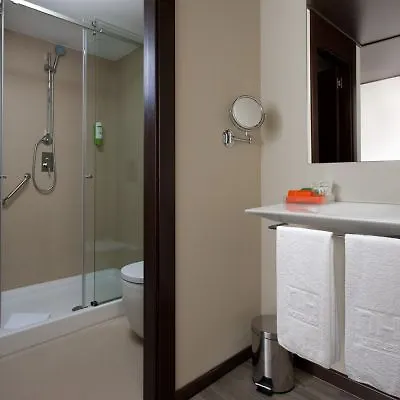 Hotel NH Barcelona Diagonal Center