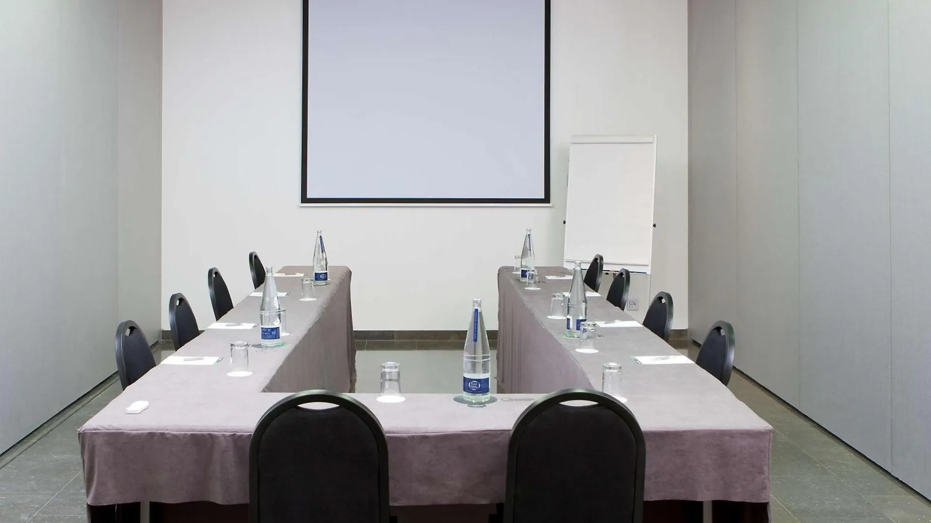 Nh Barcelona Diagonal Center Hotel 3*,