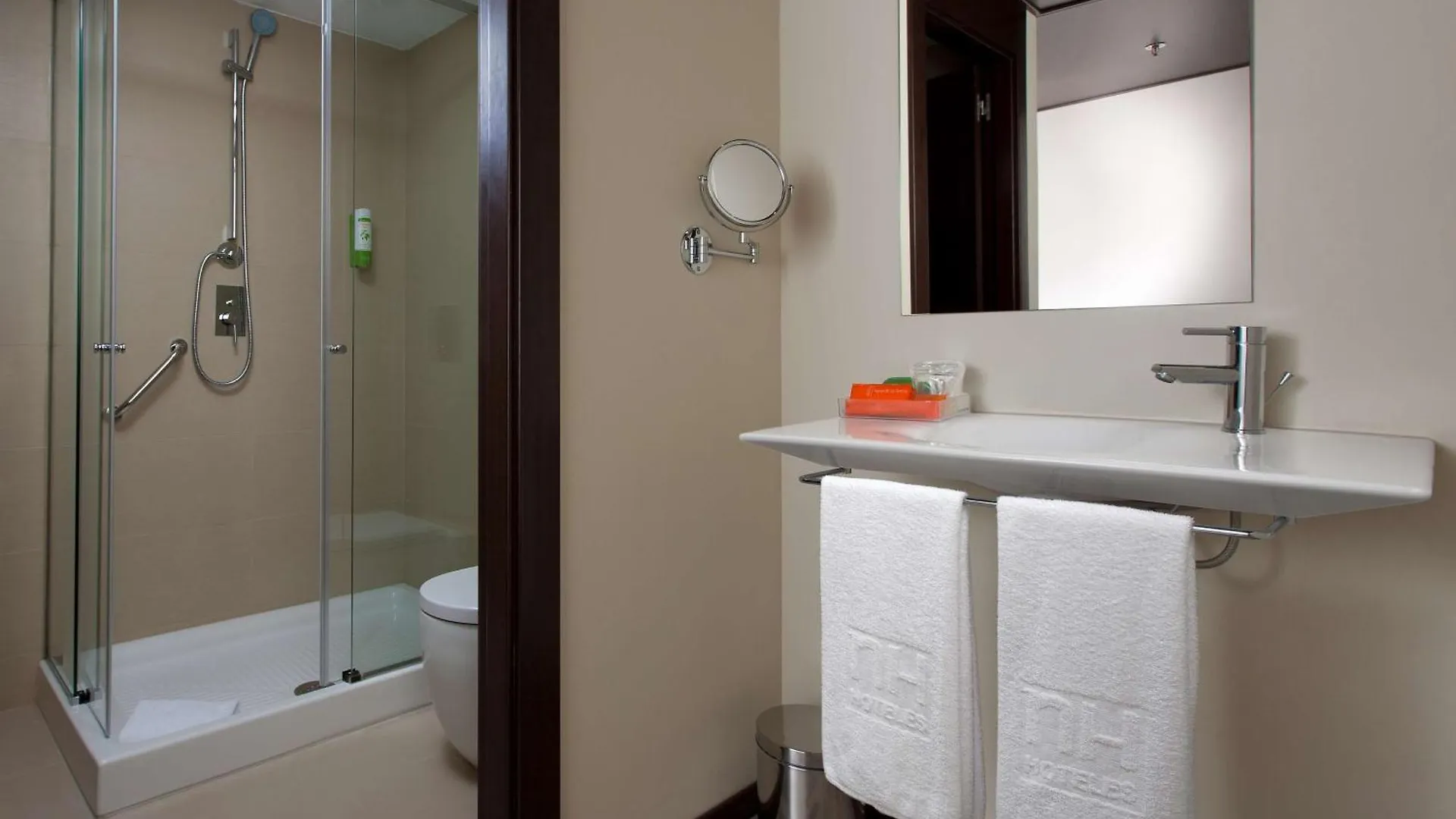 Nh Barcelona Diagonal Center Hotel