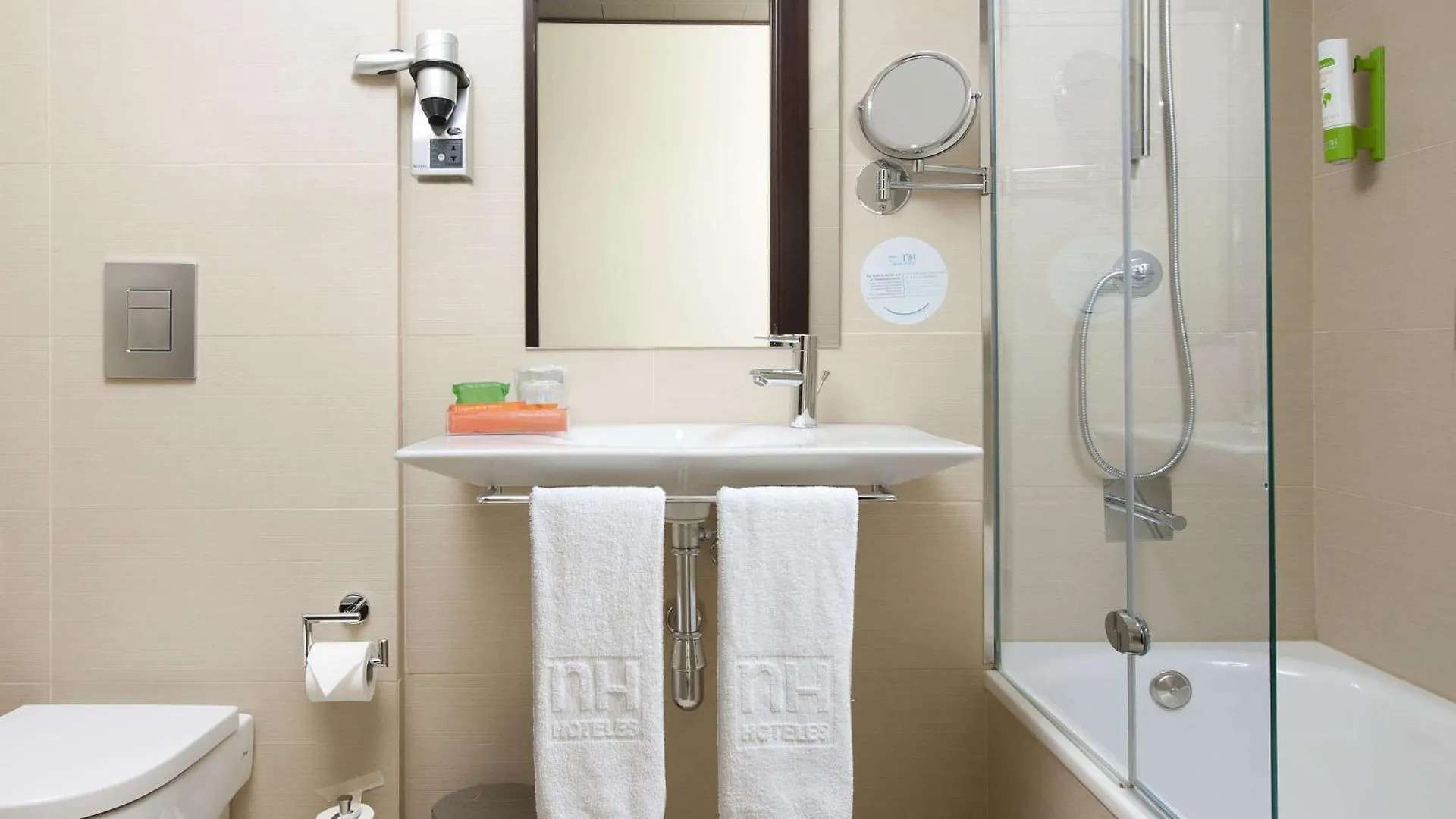 Nh Barcelona Diagonal Center Hotel 3*,